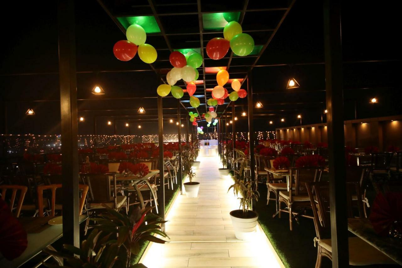 Hotel Avaante Ahmedabad Formerly Known As The Orchid Hotel ภายนอก รูปภาพ